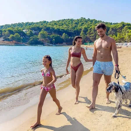 Hotel Gattarella Family Puglia - Self Catering In The Pinewood Vieste