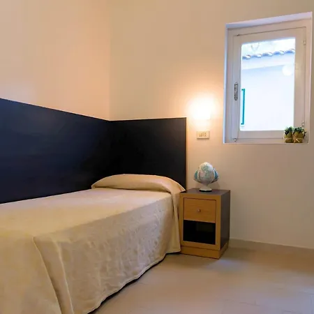 Gattarella Family Puglia - Self Catering In The Pinewood