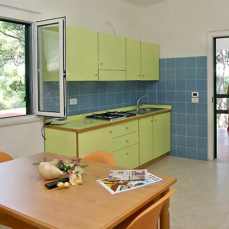 Gattarella Family Puglia - Self Catering In The Pinewood 4*